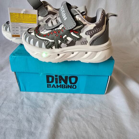 MGO Kidss Dino Bambino Shoes Toddler 5.5 (21) Gray White Light Up XP-1168156 NIB - Picture 10 of 13